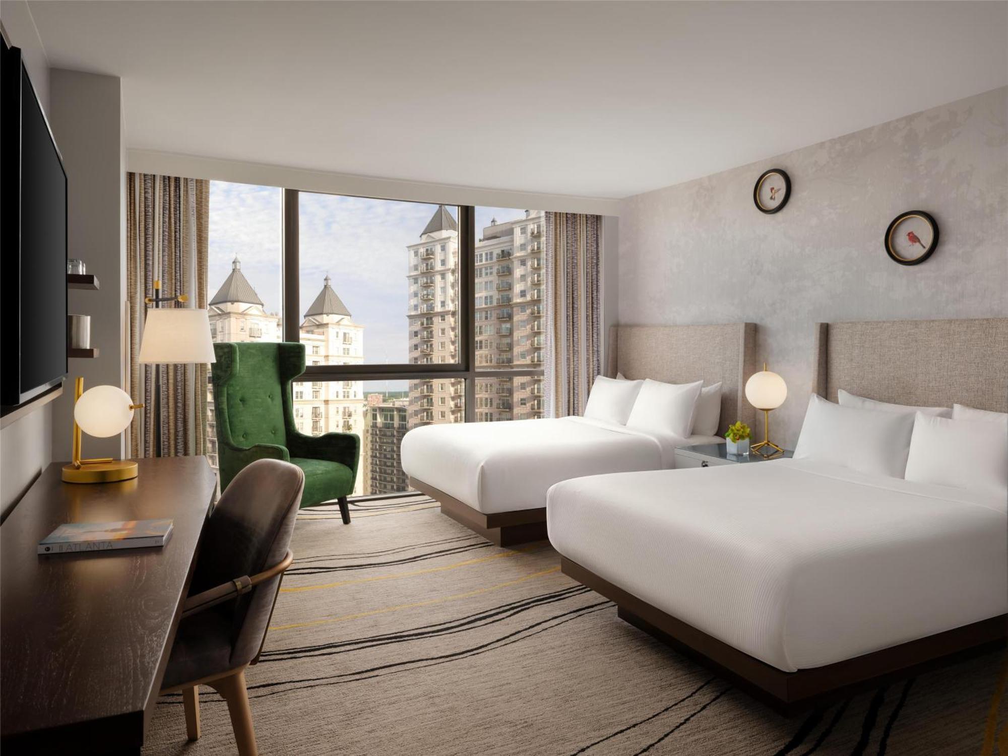 Skyline Zimmer mit Queensize-Bett